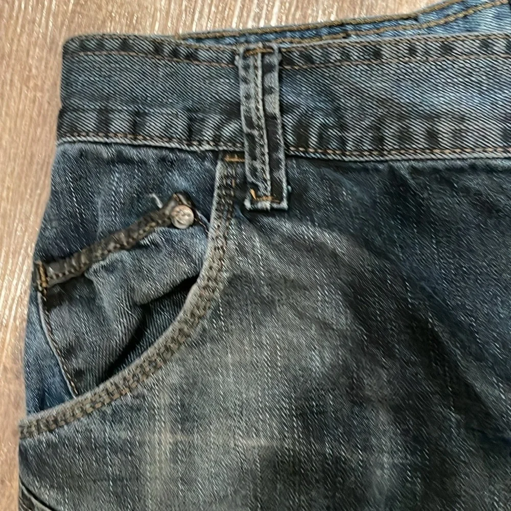 William‎ Rast Twisted Arc Button Fly Skinny Leg Jeans